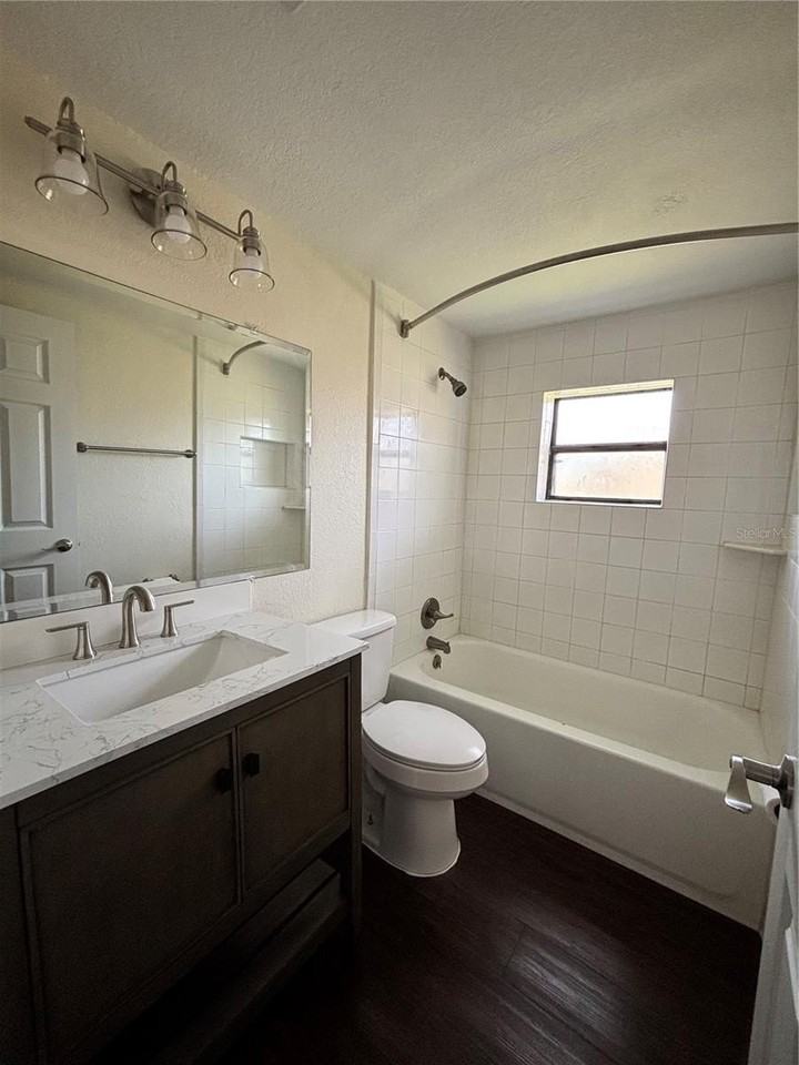 2511 Crawford Dr - Photo 4 of 8