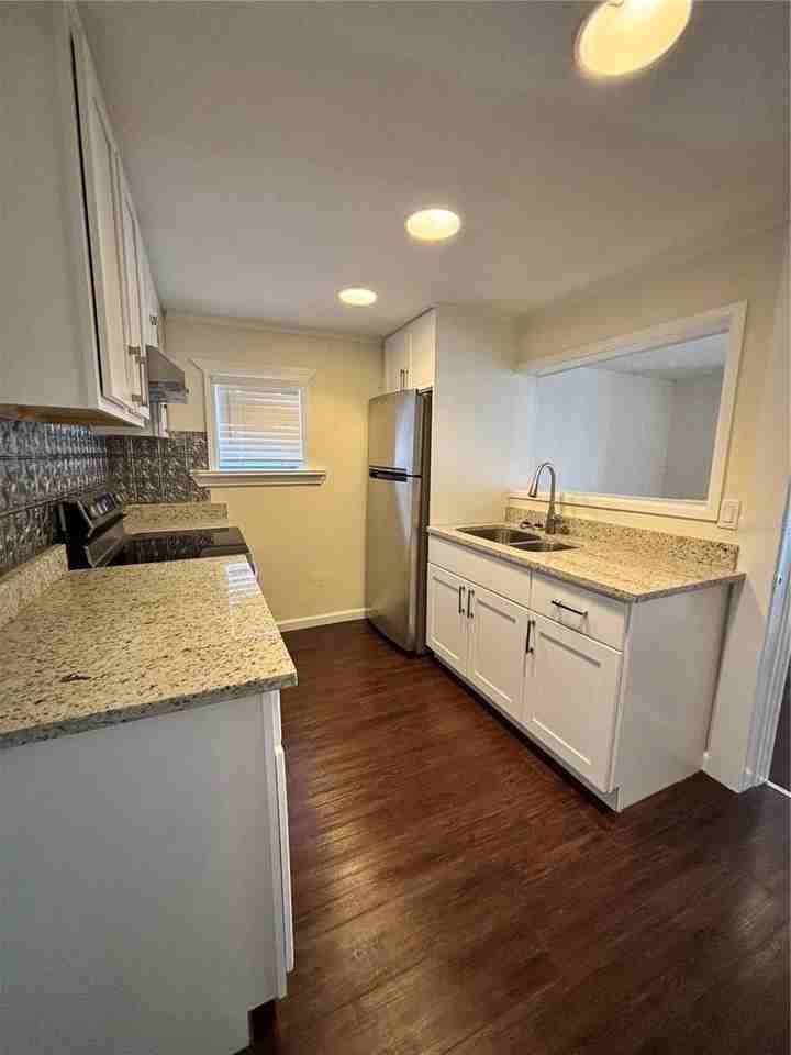 2511 Crawford Dr - Photo 7 of 8