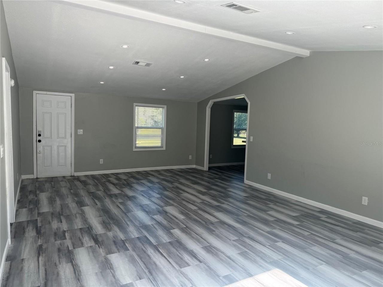 31326 Tyndall Rd - Photo 4 of 22