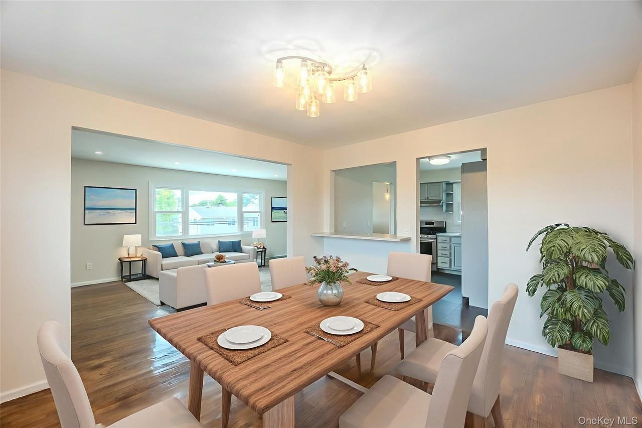 214 Carman Ave - Photo 6 of 14