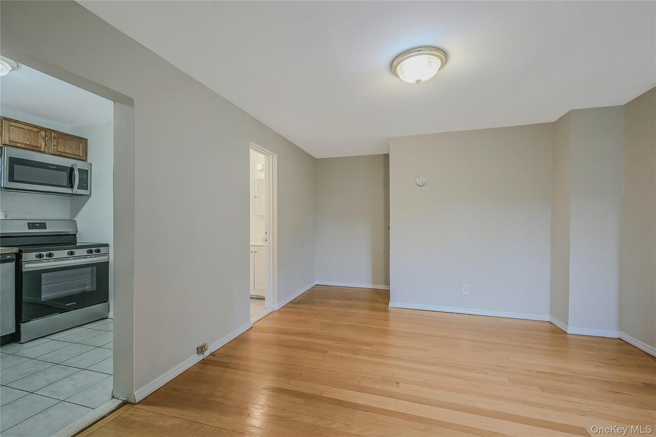 148 S 4th St - Photo 3 of 16