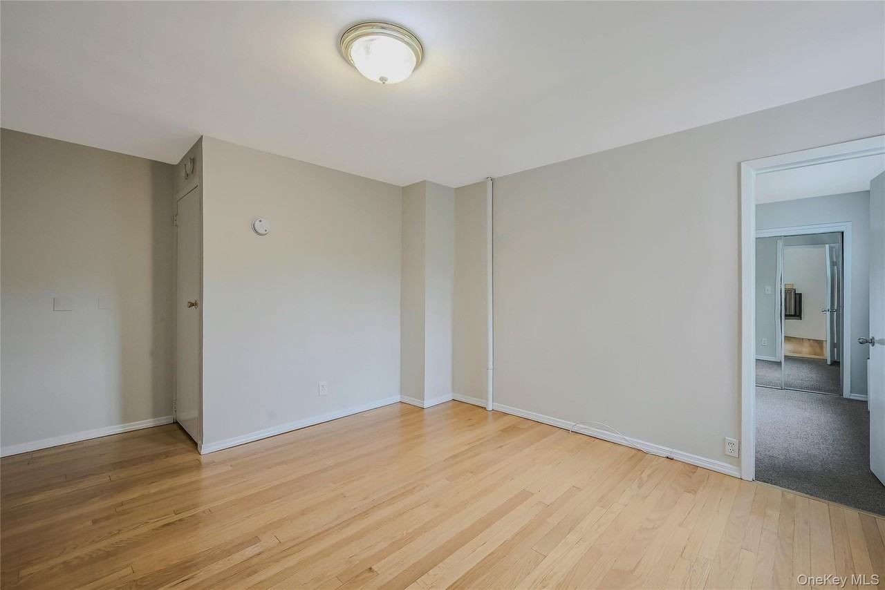 148 S 4th St - Photo 5 of 16