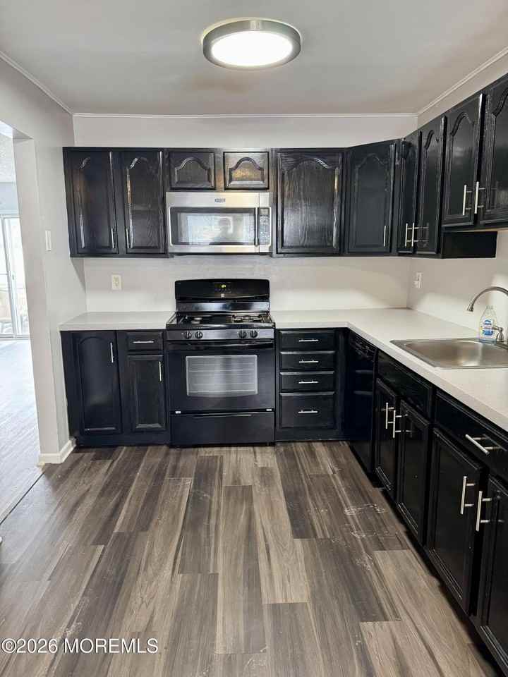 36 Upperbrook Ct - Photo 6 of 22