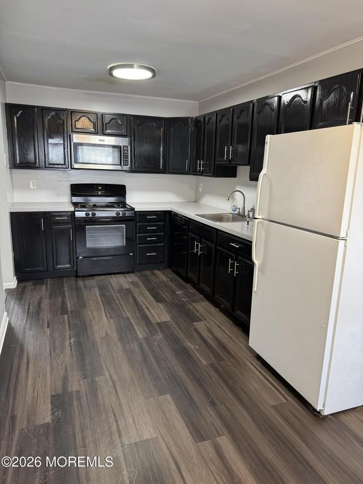 36 Upperbrook Ct - Photo 7 of 22