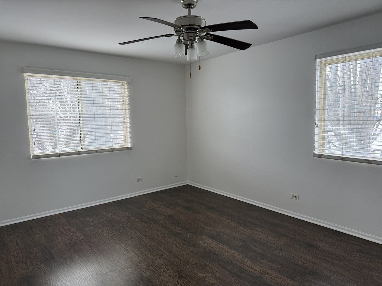 130 Creston Cir - Photo 4 of 5