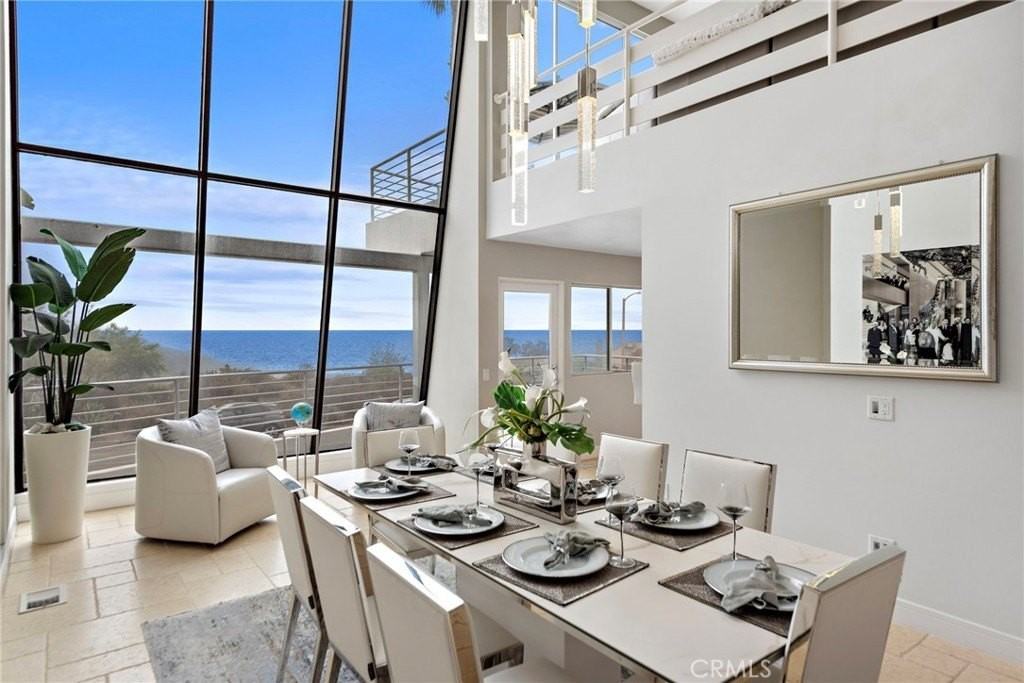 1670 Del Mar Ave - Photo 2 of 31