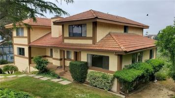 featured image of 2721 Broken Feather Ln