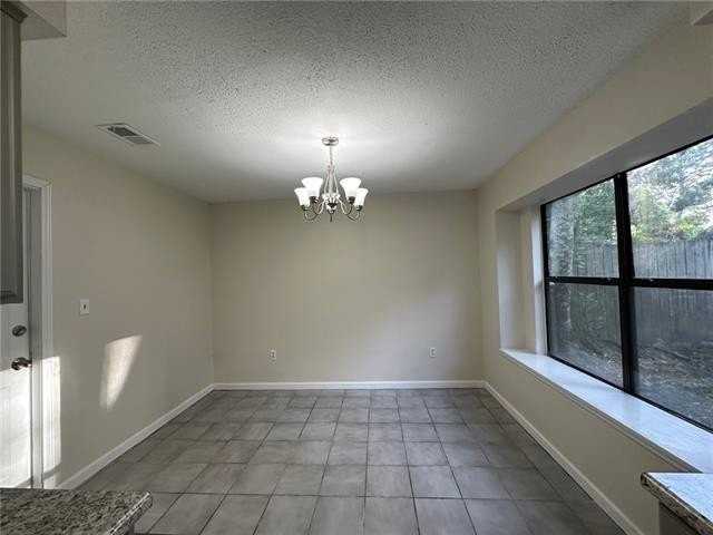 123 W Queens Dr - Photo 7 of 14