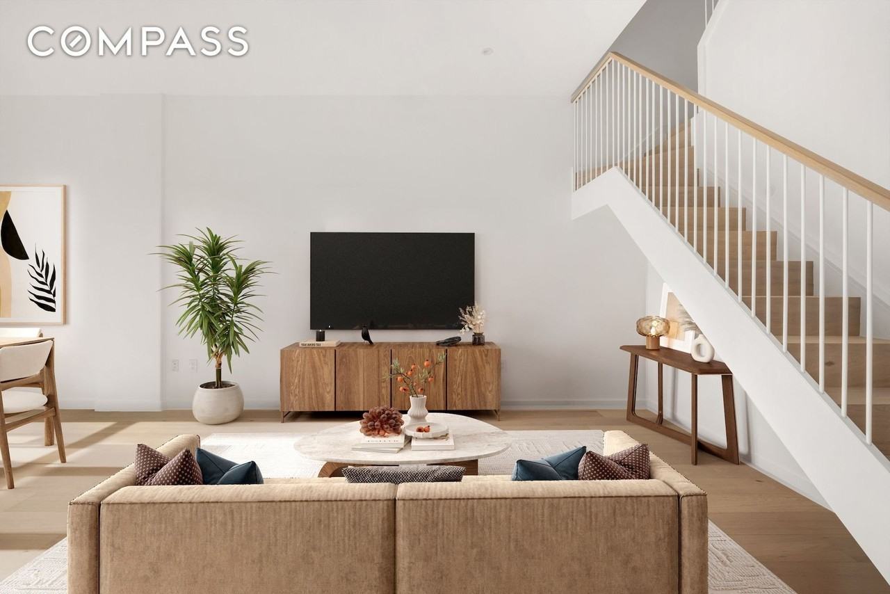 1005 Lorimer St #2A - Photo 5 of 17