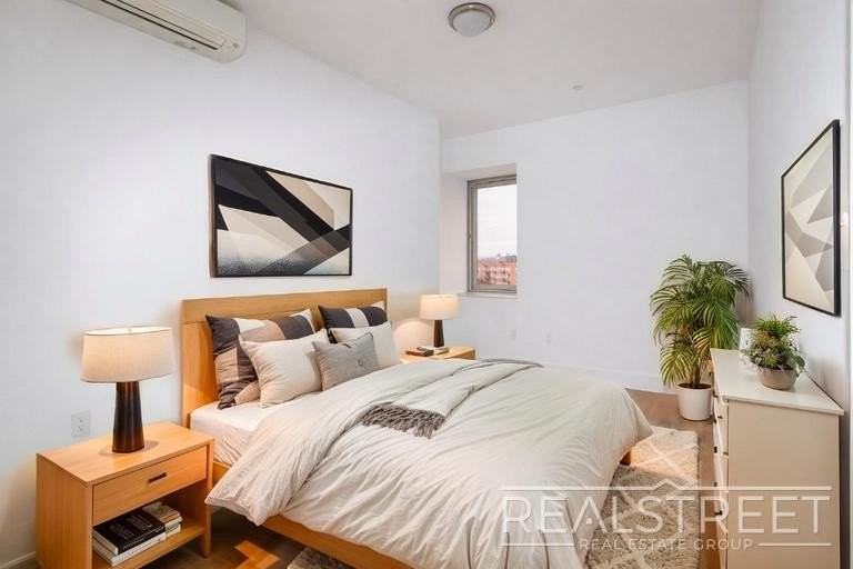 9002 Queens Blvd #611 - Photo 4 of 16