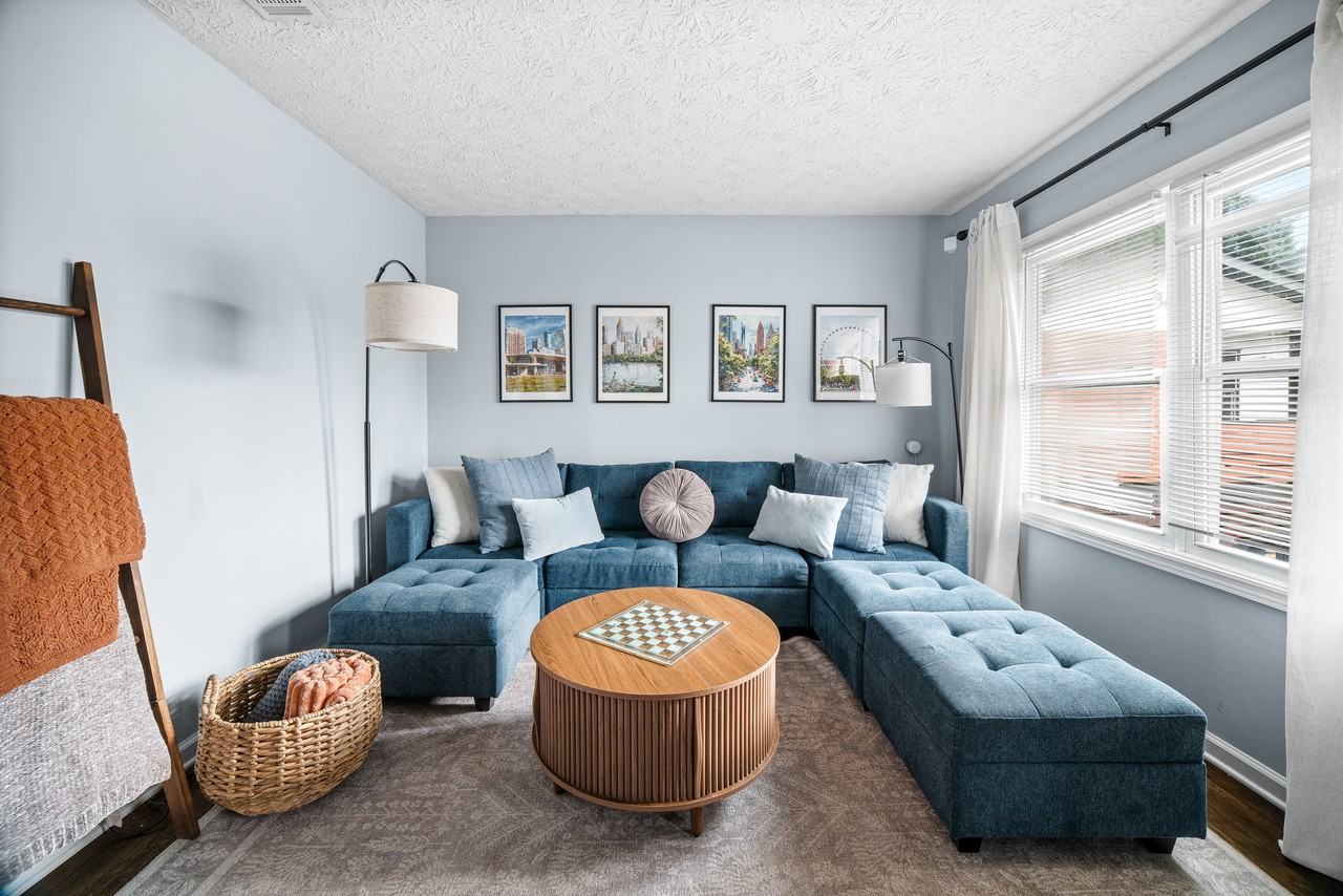 866 United Ave Se #1 - Photo 4 of 19