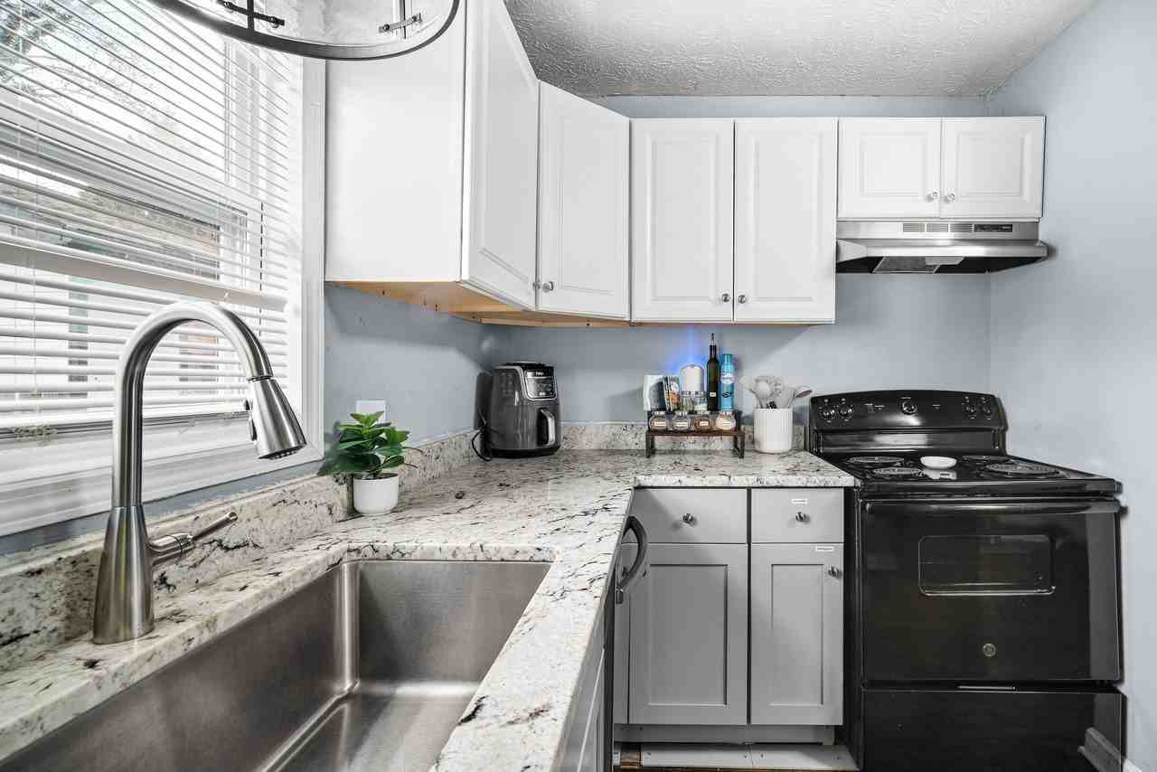 866 United Ave Se #1 - Photo 7 of 19