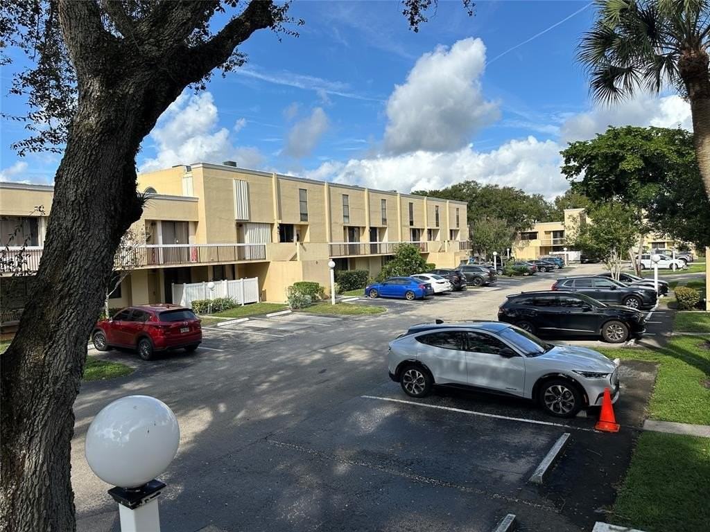 2930 Sw 87th Ter #1812 - Photo 2 of 18