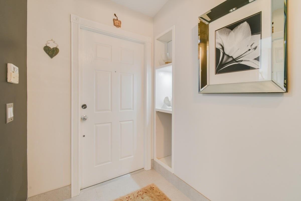 9193 Se Retreat Dr - Photo 5 of 50