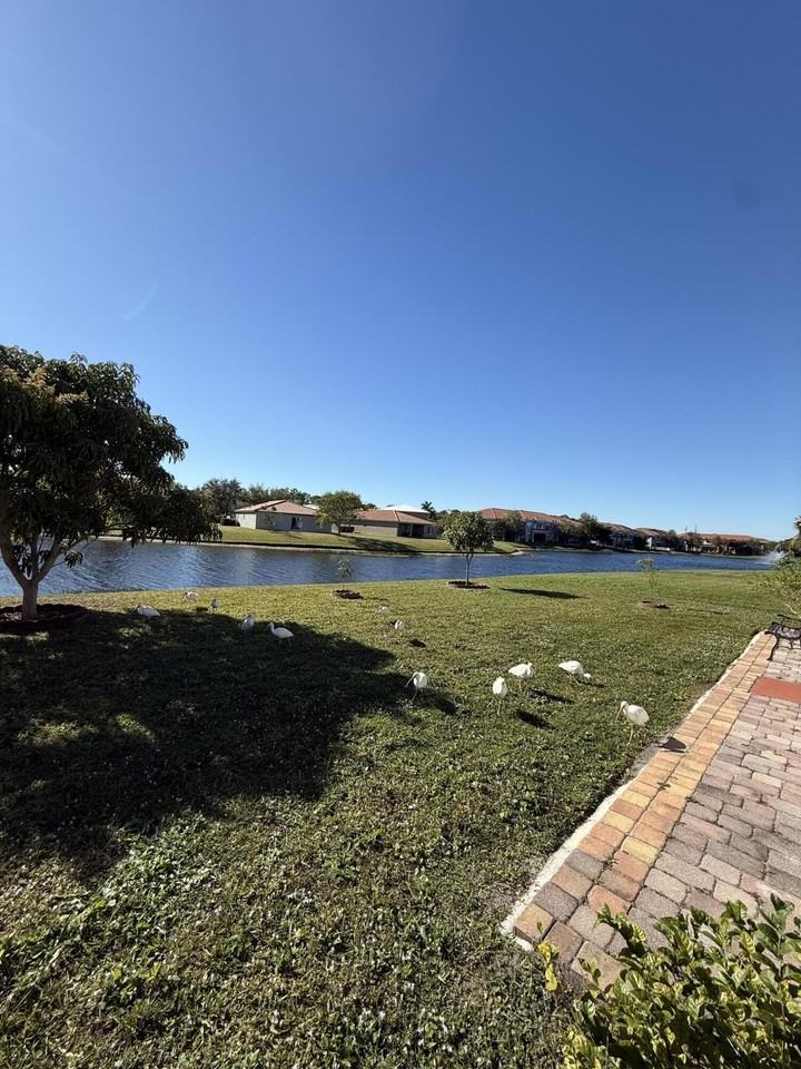 2087 Sw Newport Isles Blvd - Photo 3 of 25