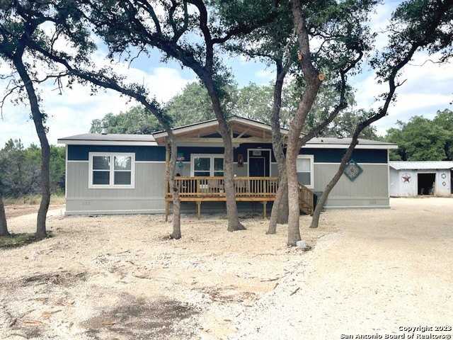 368 Northlake Dr - Photo 2 of 26