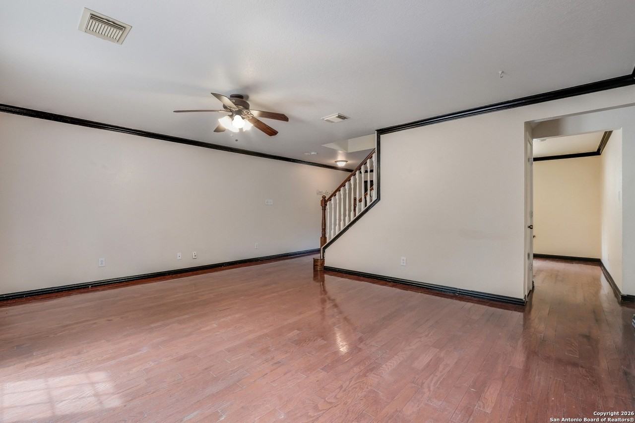 10435 Fork Crk - Photo 4 of 29