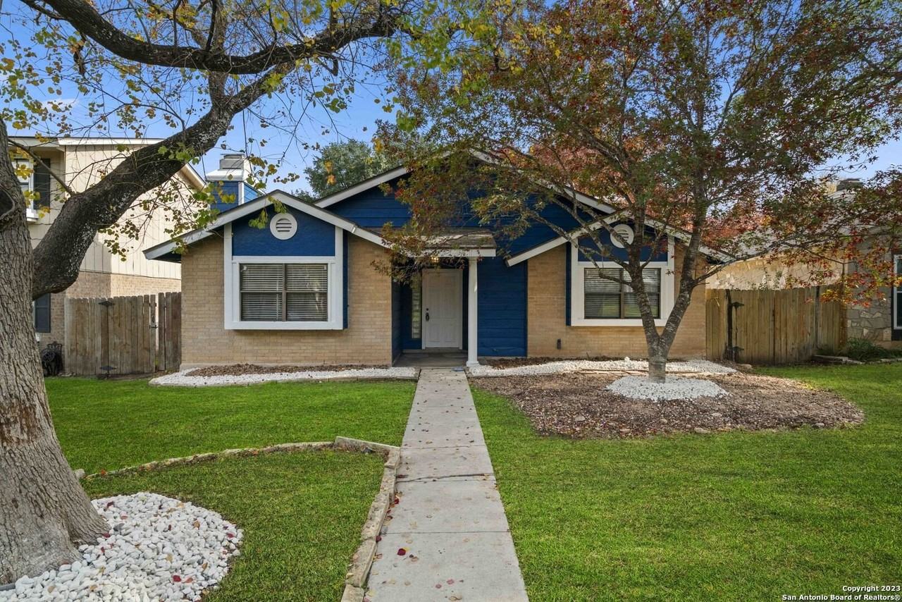 2314 Wilderness Hl - Photo 2 of 22