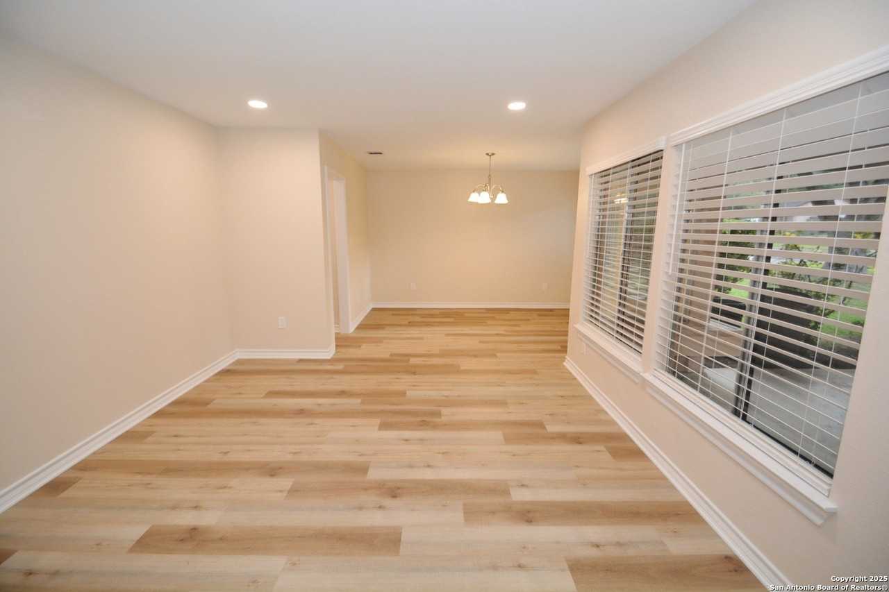 5719 Kissing Oak St - Photo 3 of 20