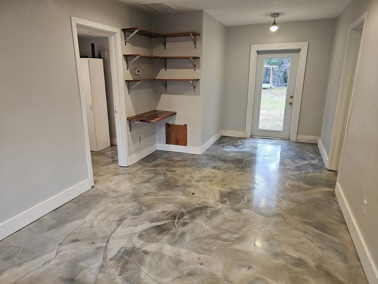 1534 Rankin Ave - Photo 5 of 13