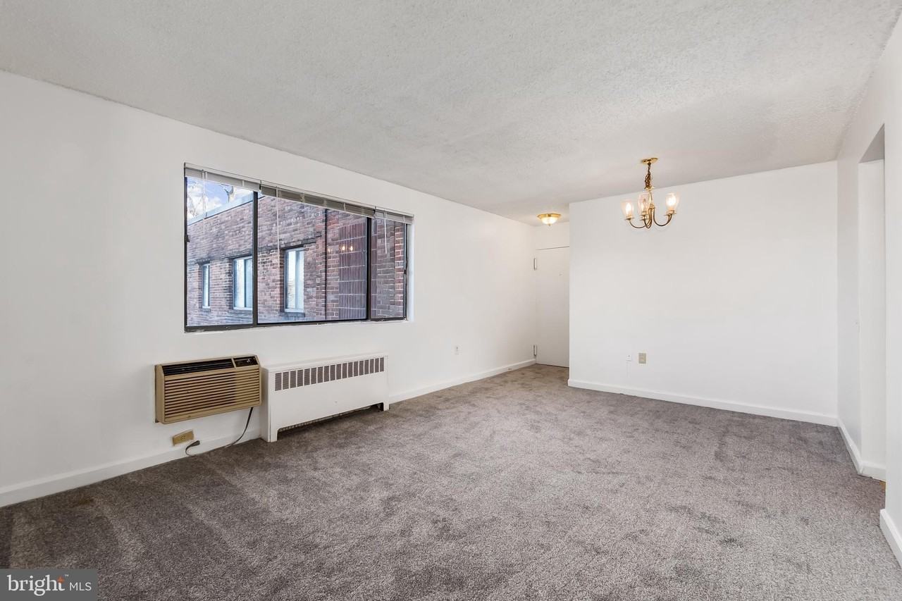 4717 1st St Sw Apt 303 #303 - Photo 3 of 16