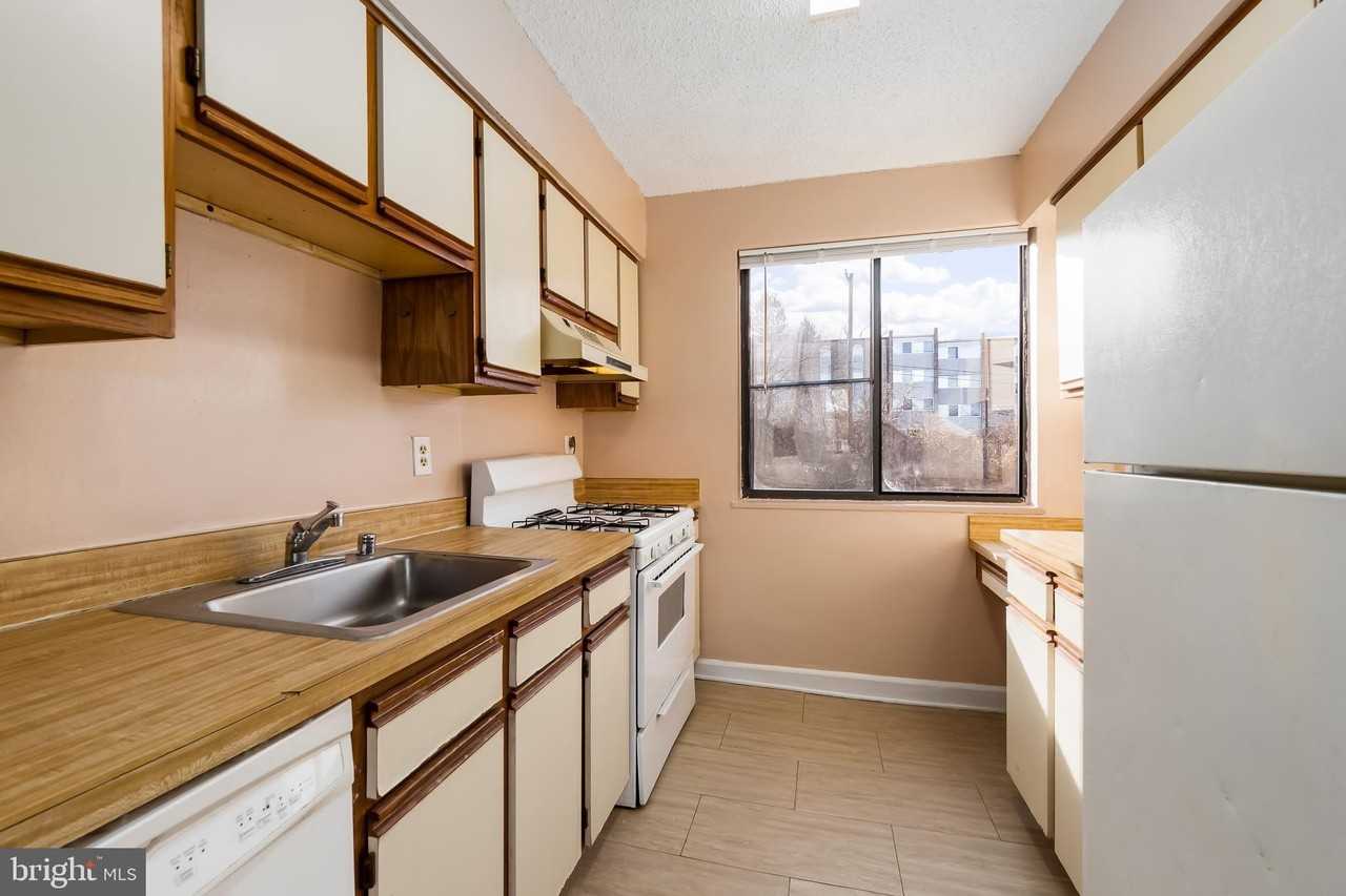 4717 1st St Sw Apt 303 #303 - Photo 7 of 16