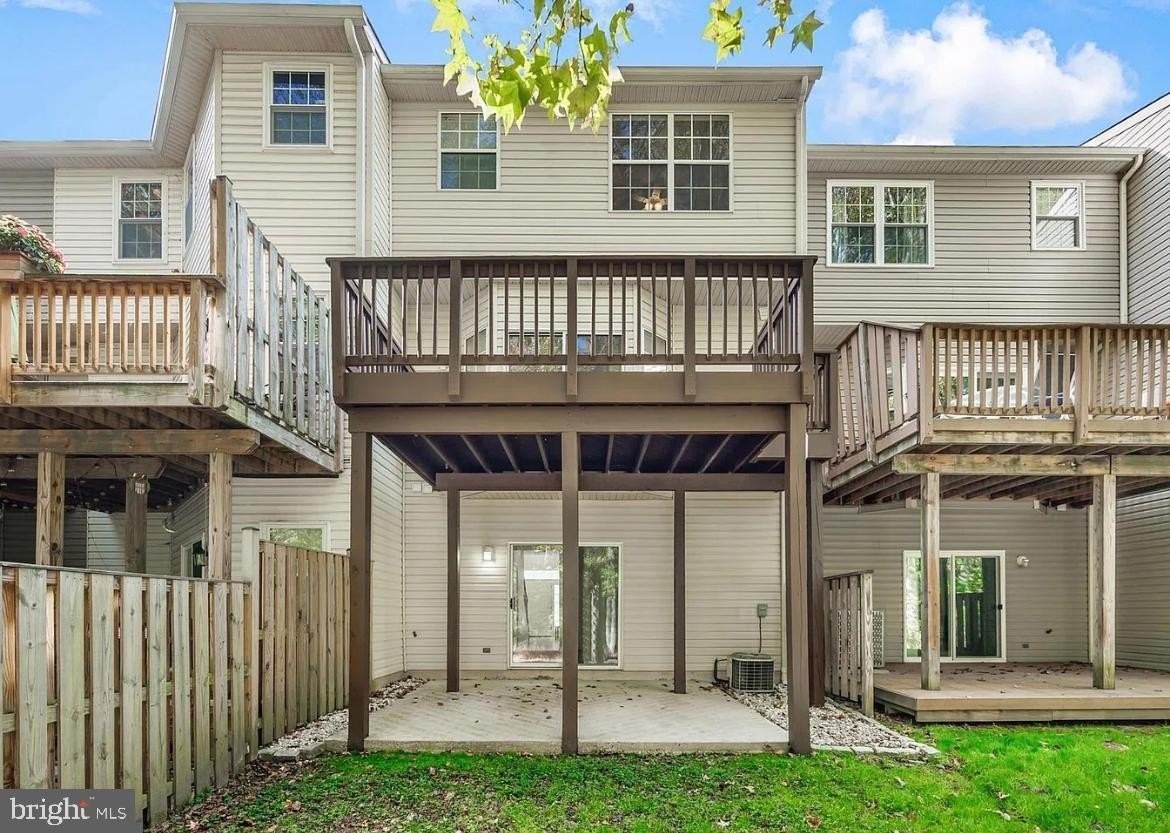 2355 Sandy Walk Way - Photo 2 of 37