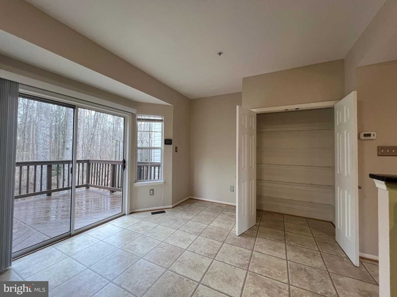 2355 Sandy Walk Way - Photo 6 of 37