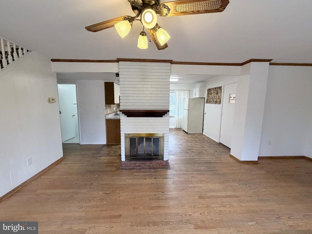 2207 Luzerne Ave - Photo 6 of 39