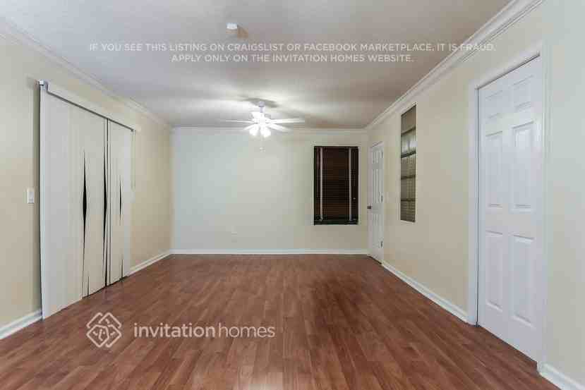 5241 110th Ave N - Photo 7 of 18