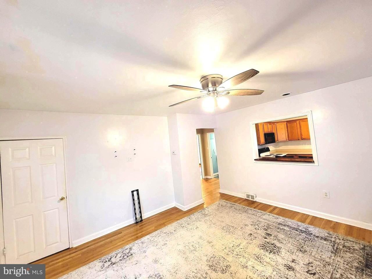 426 Grant Ave - Photo 2 of 22