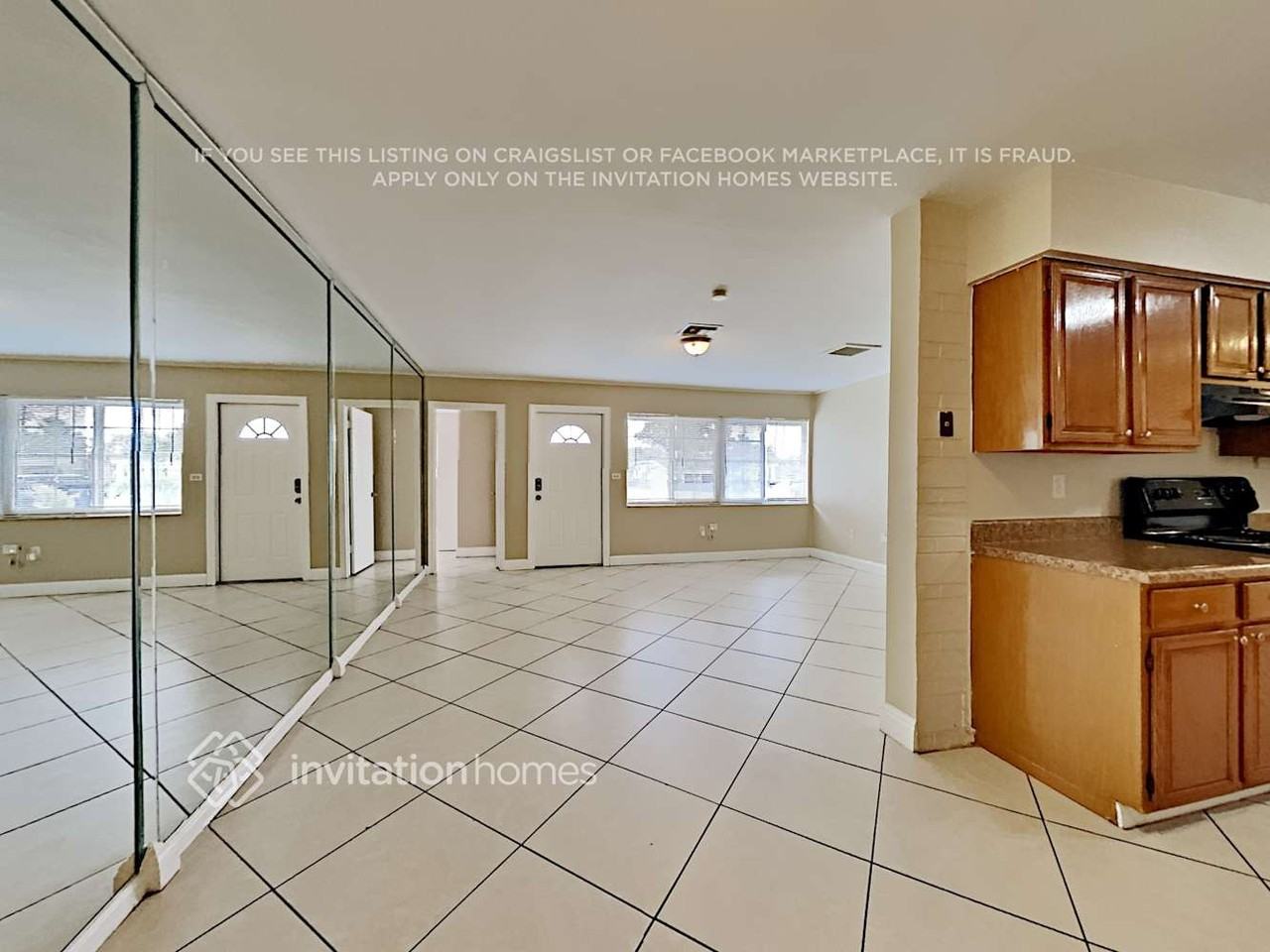 7041 Sw 27th St - Photo 5 of 16