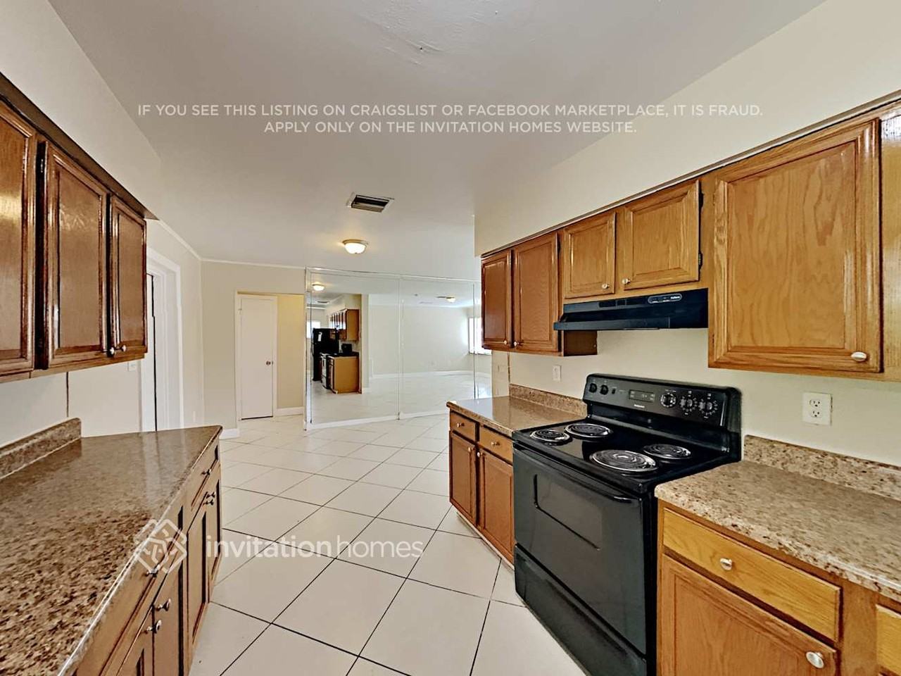 7041 Sw 27th St - Photo 7 of 16