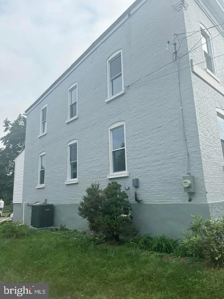 15 Sacco Rd - Photo 2 of 13