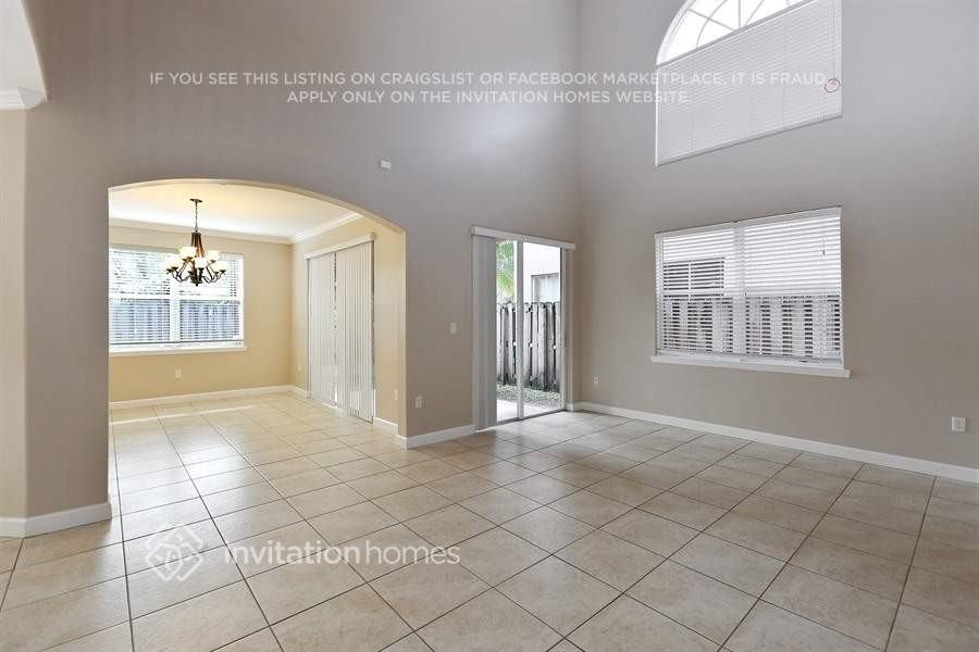 14004 Sw 154th St - Photo 4 of 21