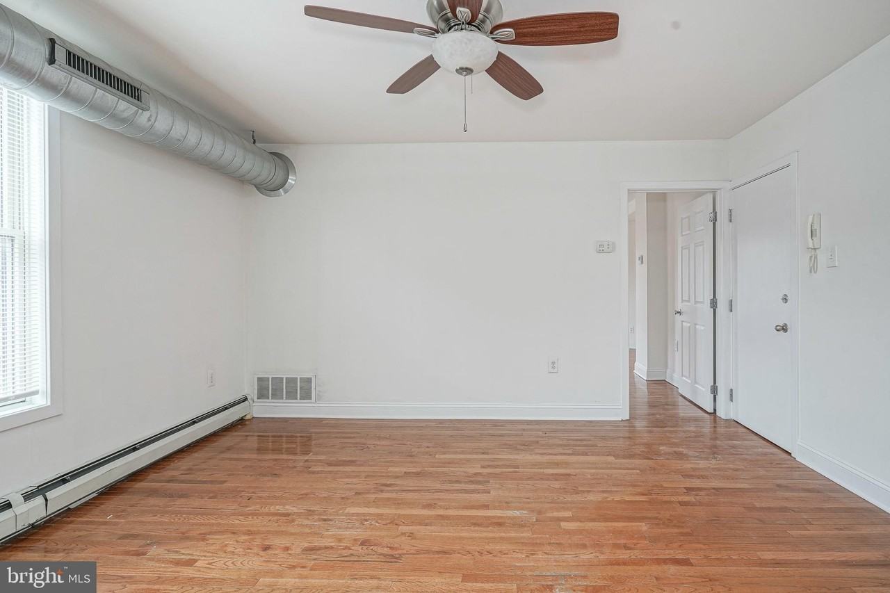 1523 E Passyunk Ave Apt 2 #2 - Photo 6 of 13