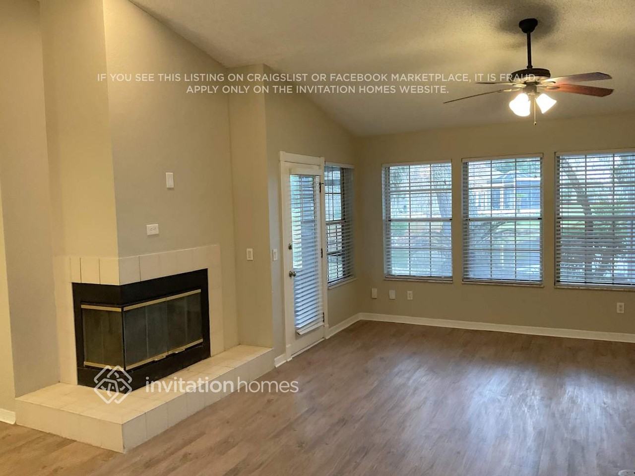 104 Harbour Island Ct - Photo 3 of 16