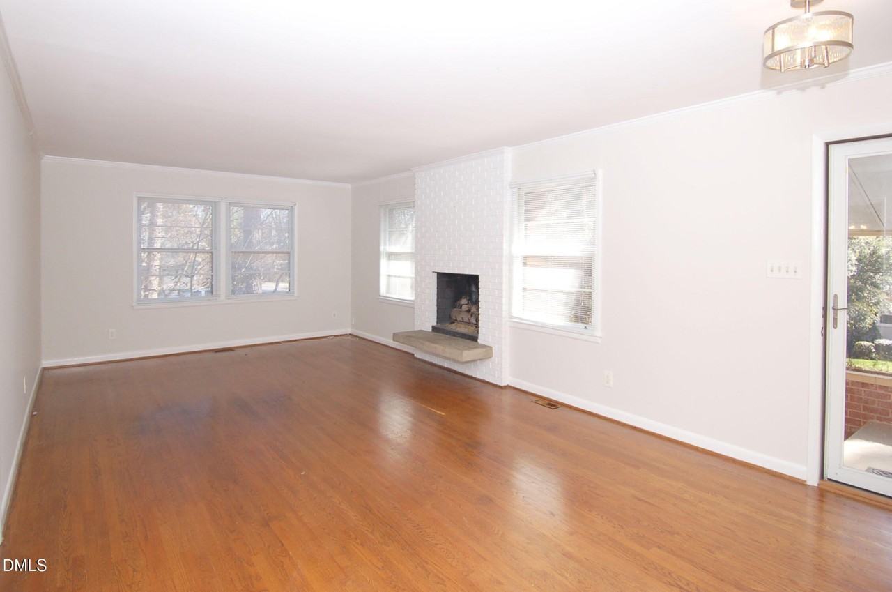 3407 Coleridge Dr - Photo 6 of 15