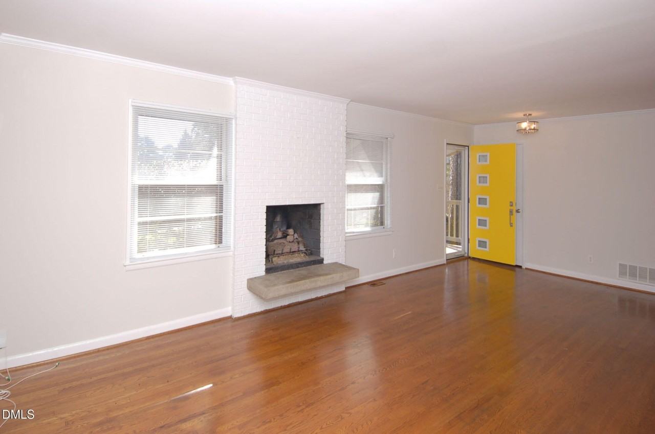 3407 Coleridge Dr - Photo 7 of 15