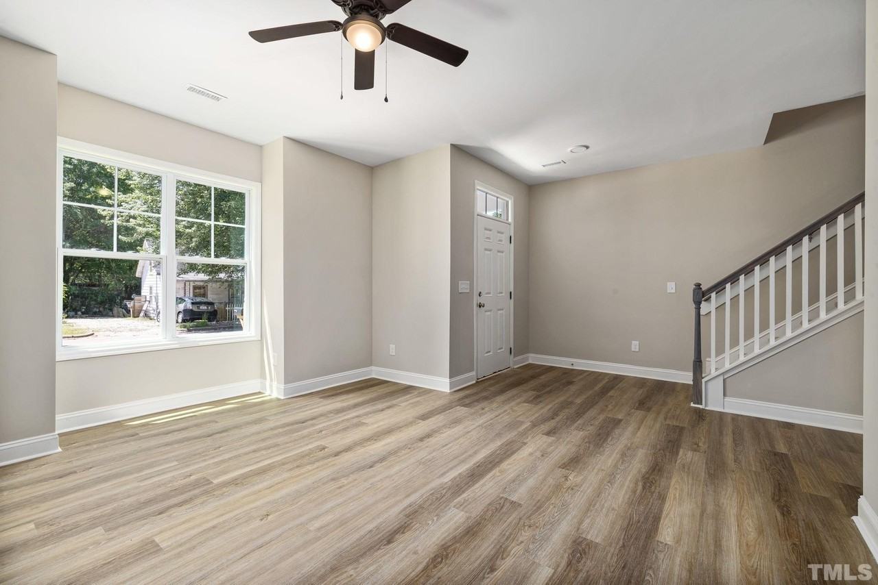 335 E Pine Ave - Photo 4 of 27