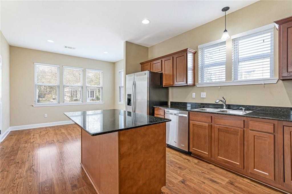 801 Coffee St - Photo 7 of 20