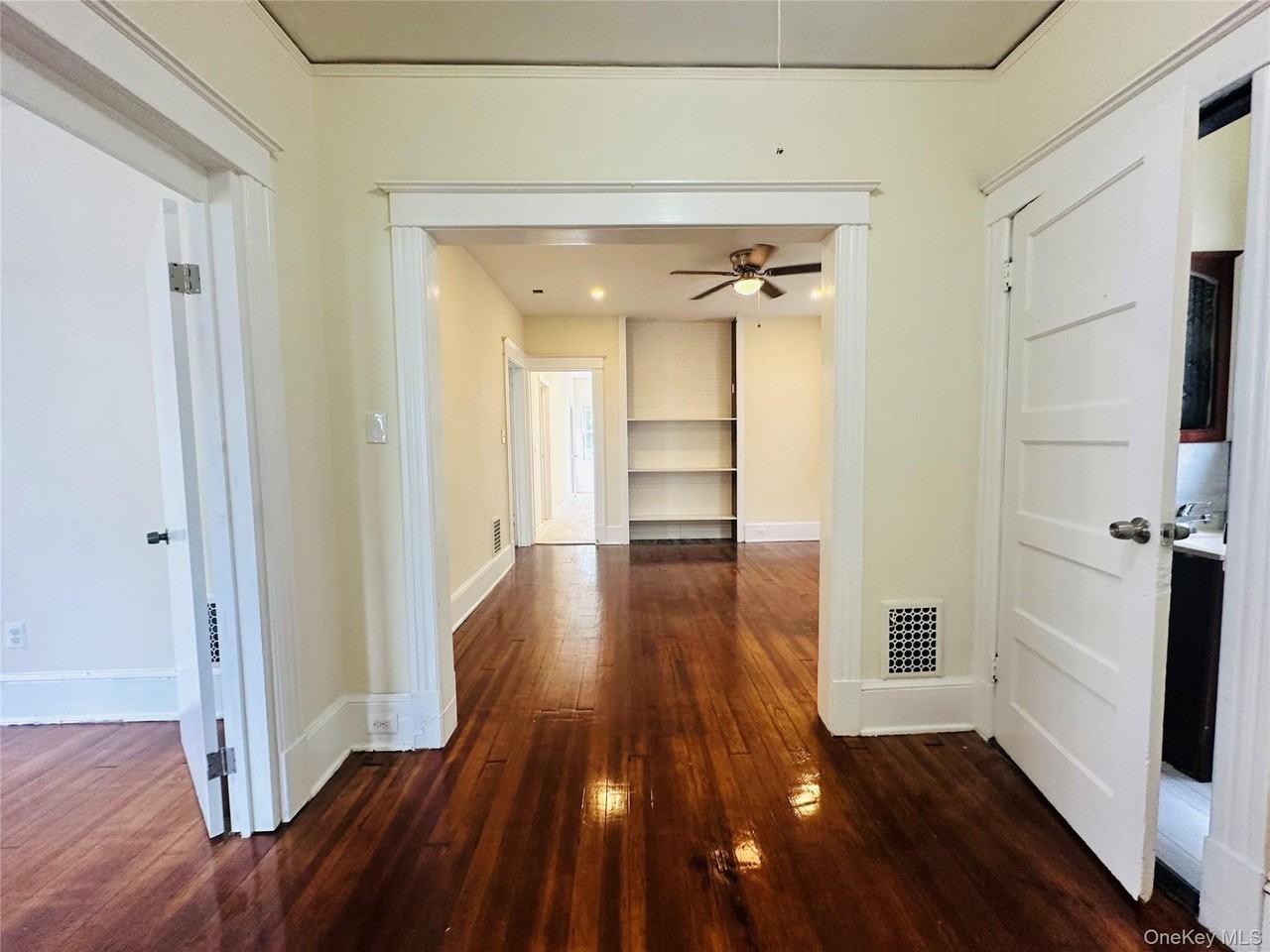 71 N Hamilton St - Photo 7 of 15