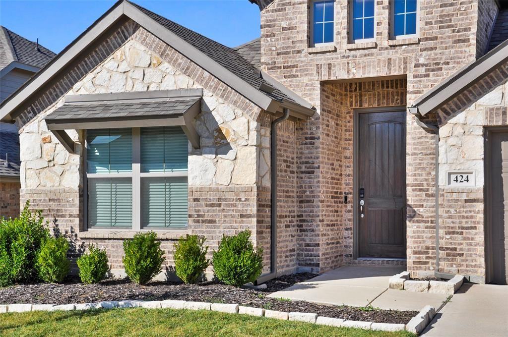 424 Molly Ln - Photo 4 of 30