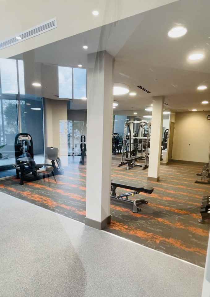 709 E 21st St #301 - Photo 5 of 12