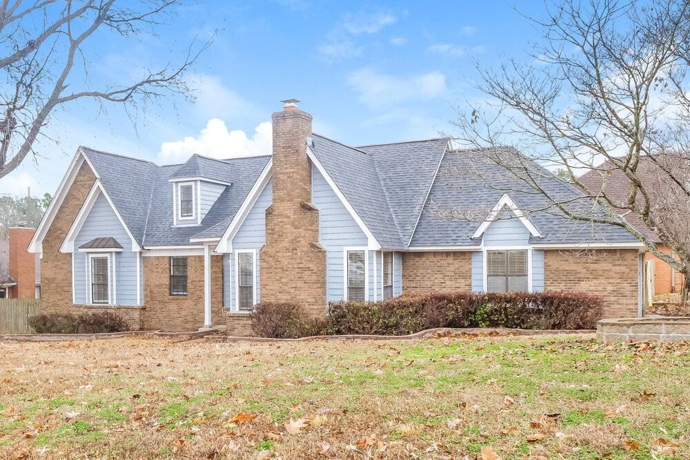 6744 Blue Spruce Dr - Photo 4 of 17