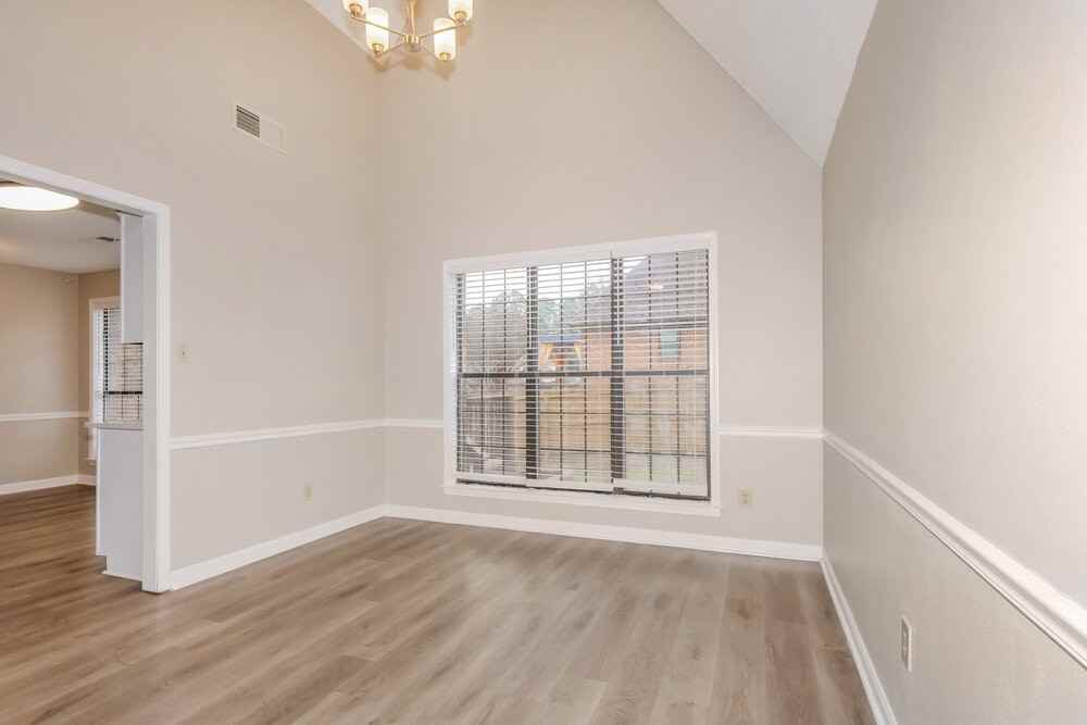 6744 Blue Spruce Dr - Photo 7 of 17