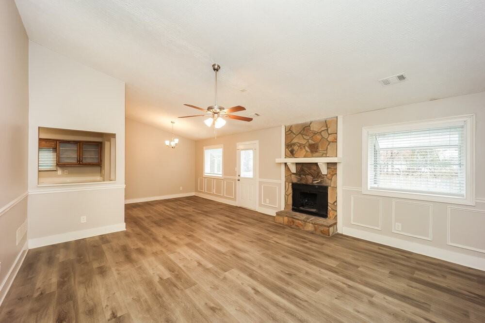 9453 Forest Knoll Dr - Photo 6 of 16