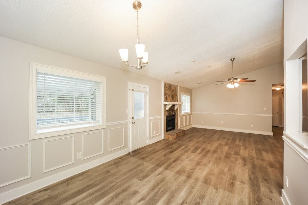 9453 Forest Knoll Dr - Photo 7 of 16