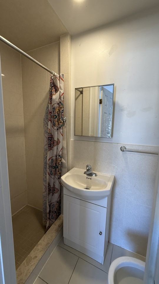 Beverley St & Baldwin St - Photo 4 of 8