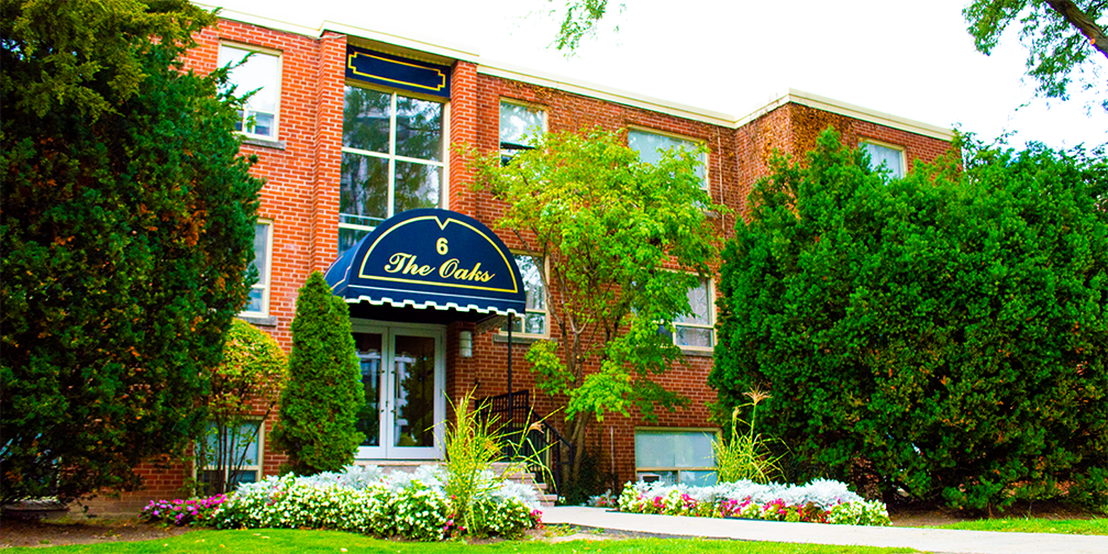 The Oaks - Photo 2 of 9